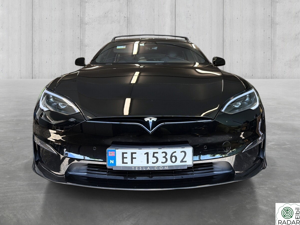 TESLA Model S Plaid