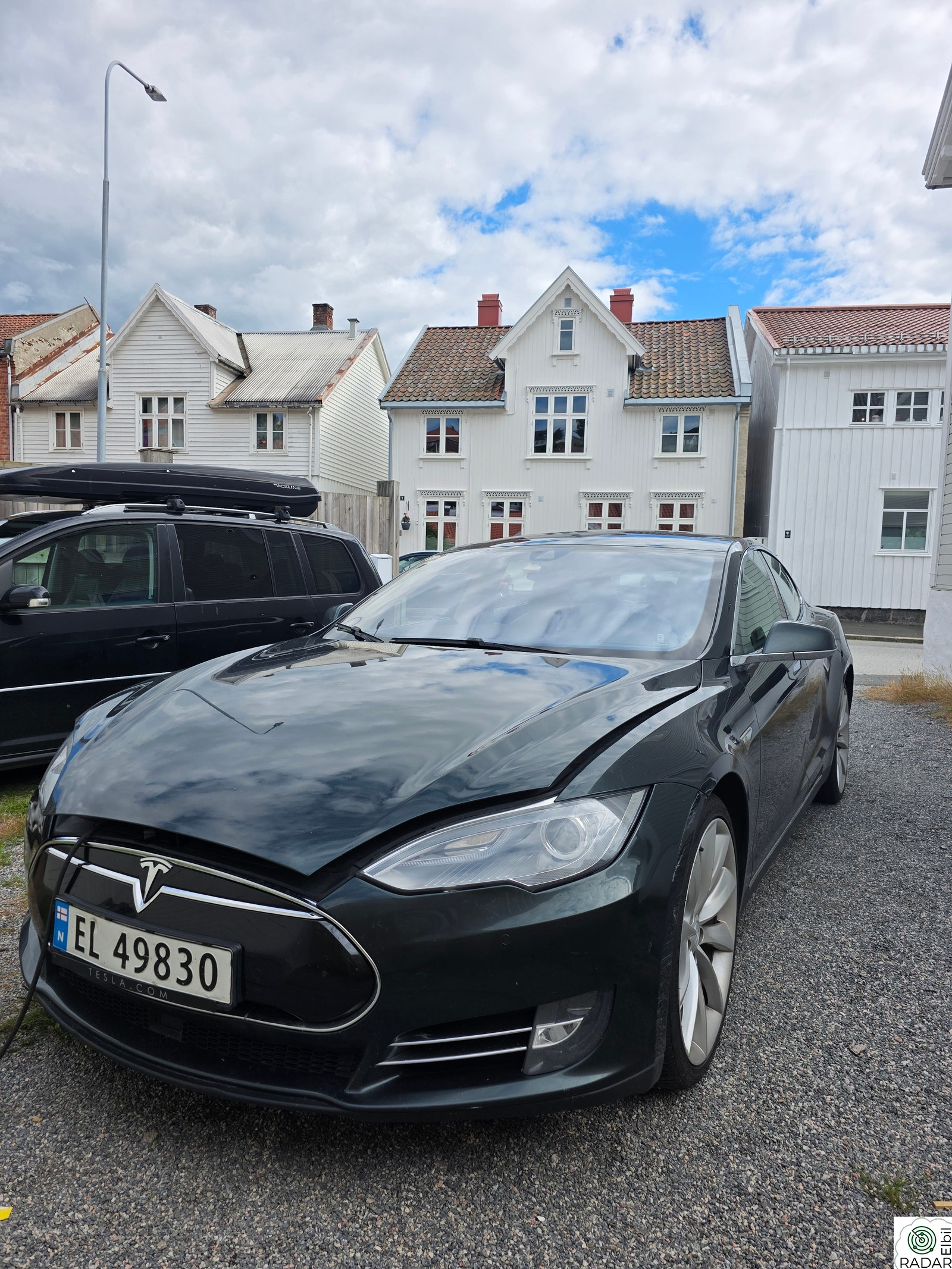 TESLA MOTORS Model S 85