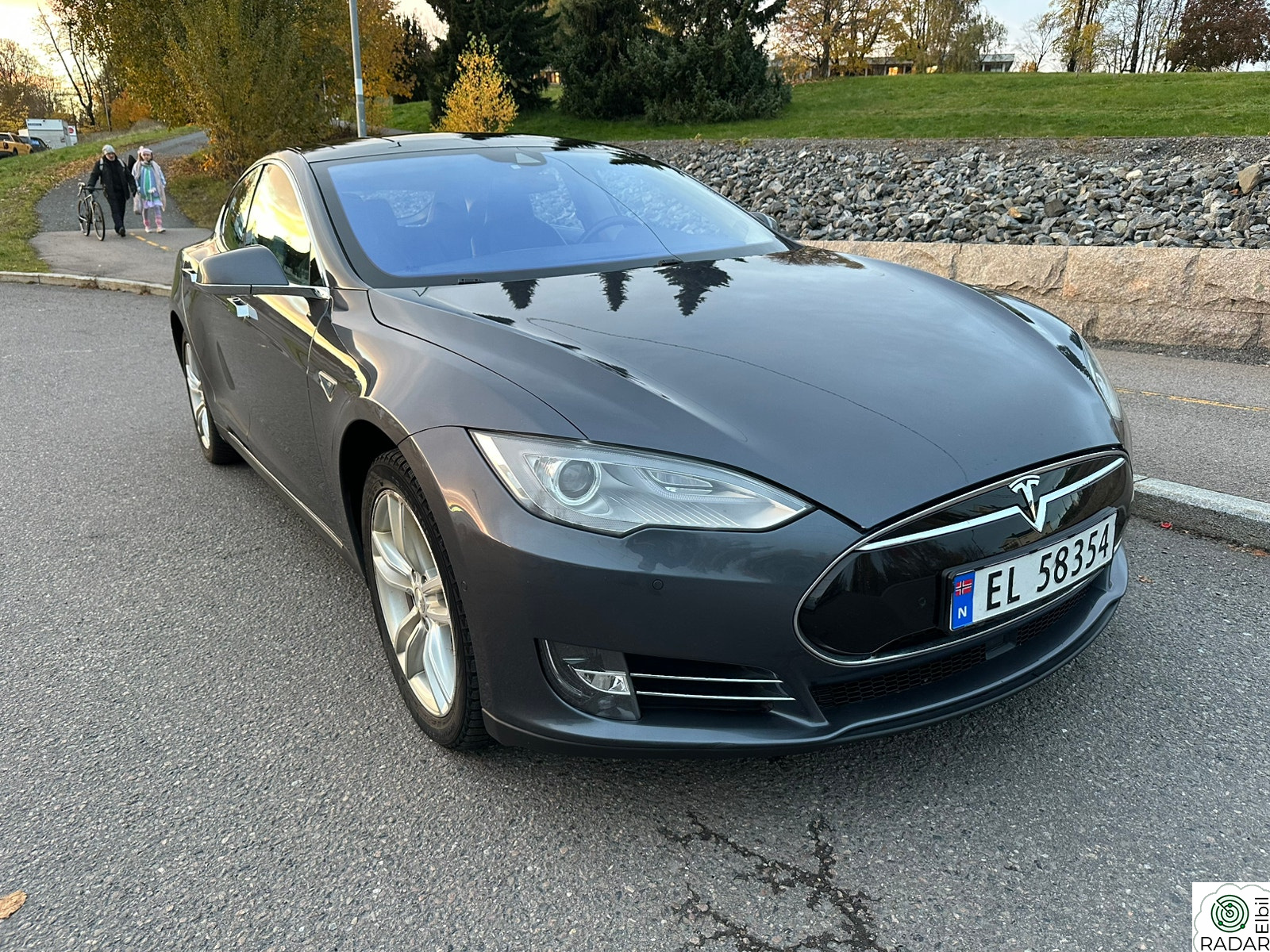TESLA MOTORS Model S P85D 700hk, tilstandsrapport, Hifi, Gratis lading, 21"