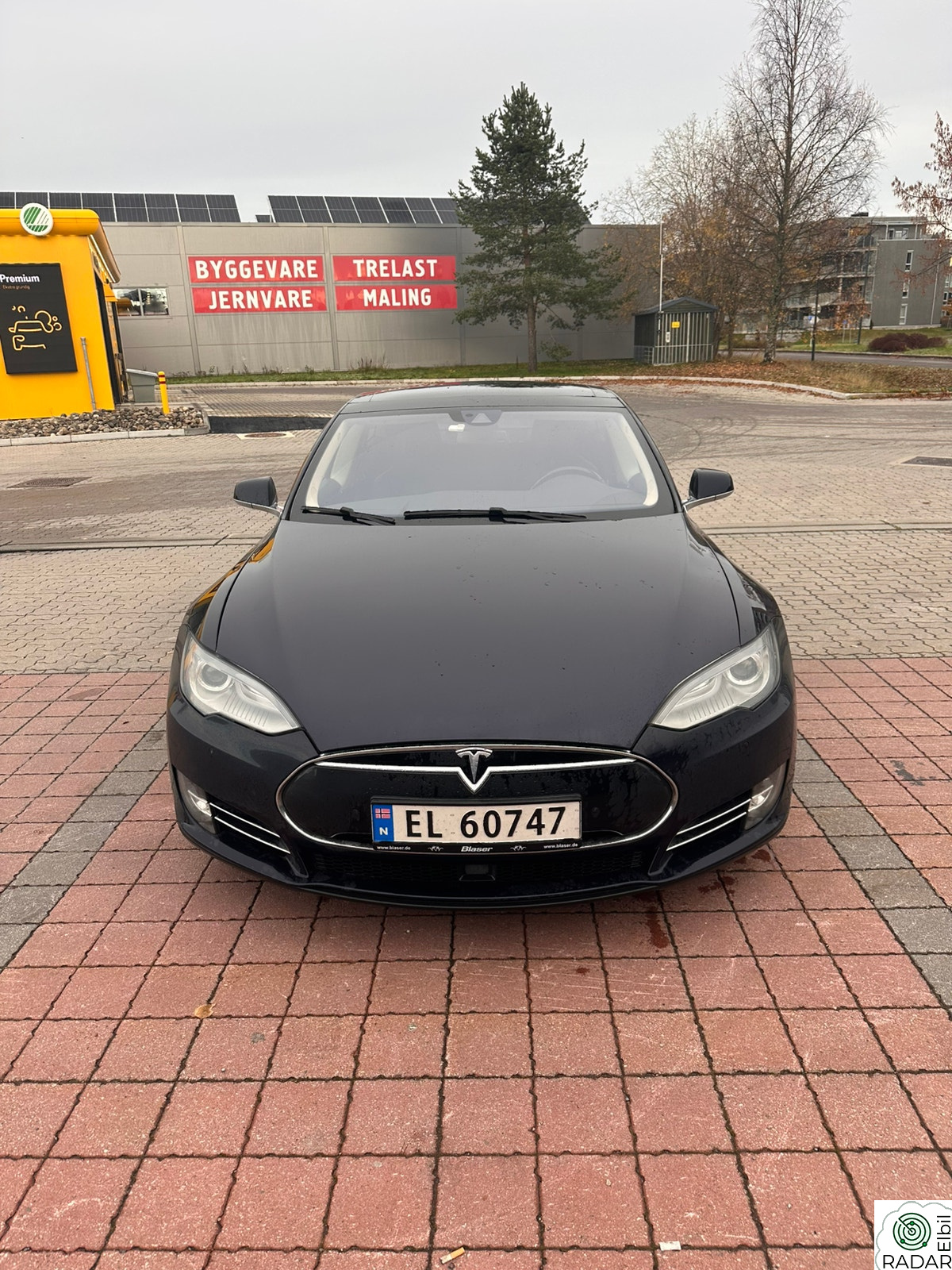 TESLA MOTORS Model S 85D