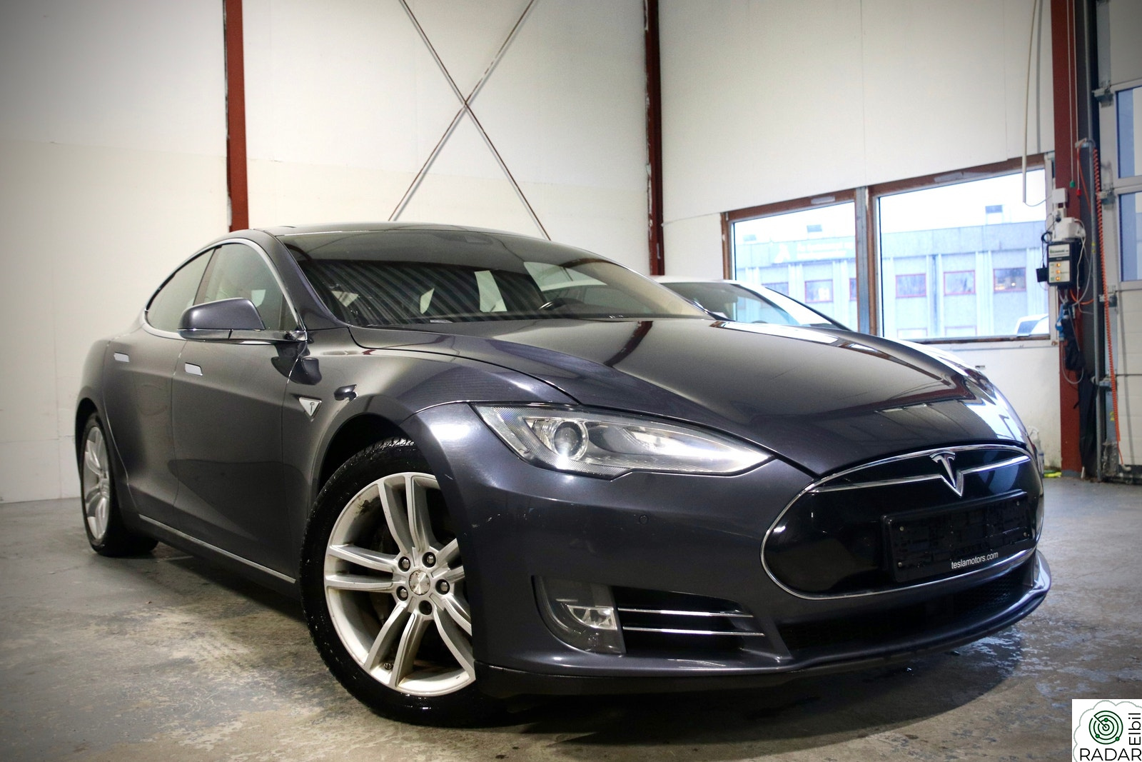 TESLA MOTORS Model S Tesla MODEL S 85 D | Skinn | Pano