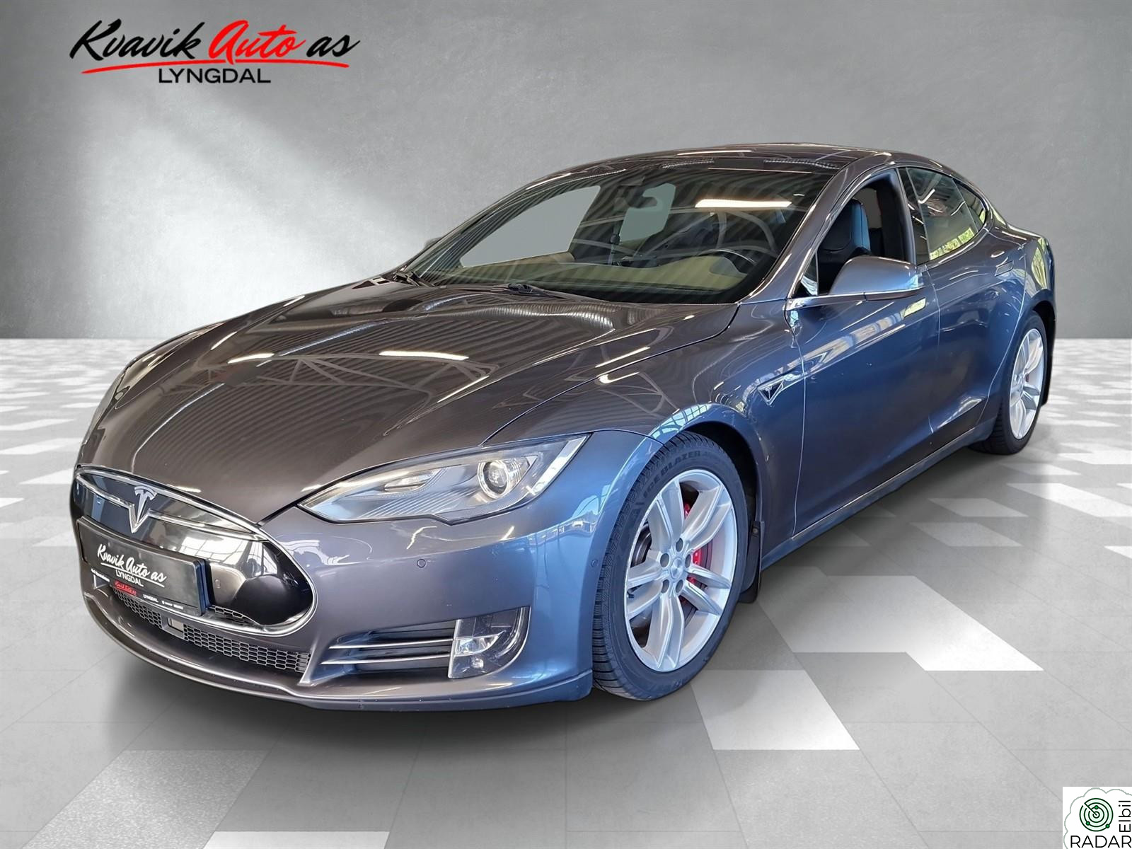 TESLA MOTORS Model S P85 4x4