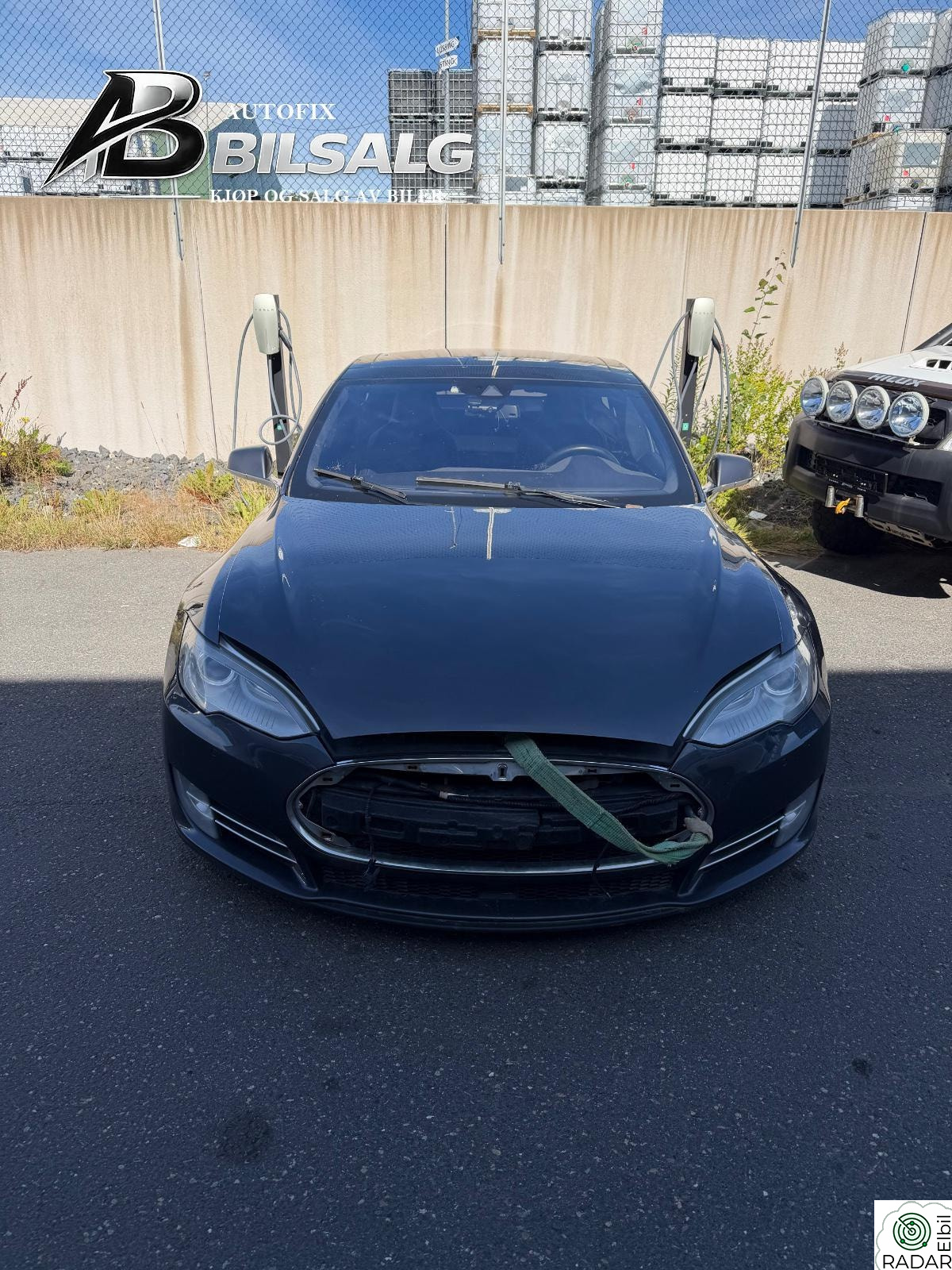 TESLA MOTORS Model S P85D Grattis lading!