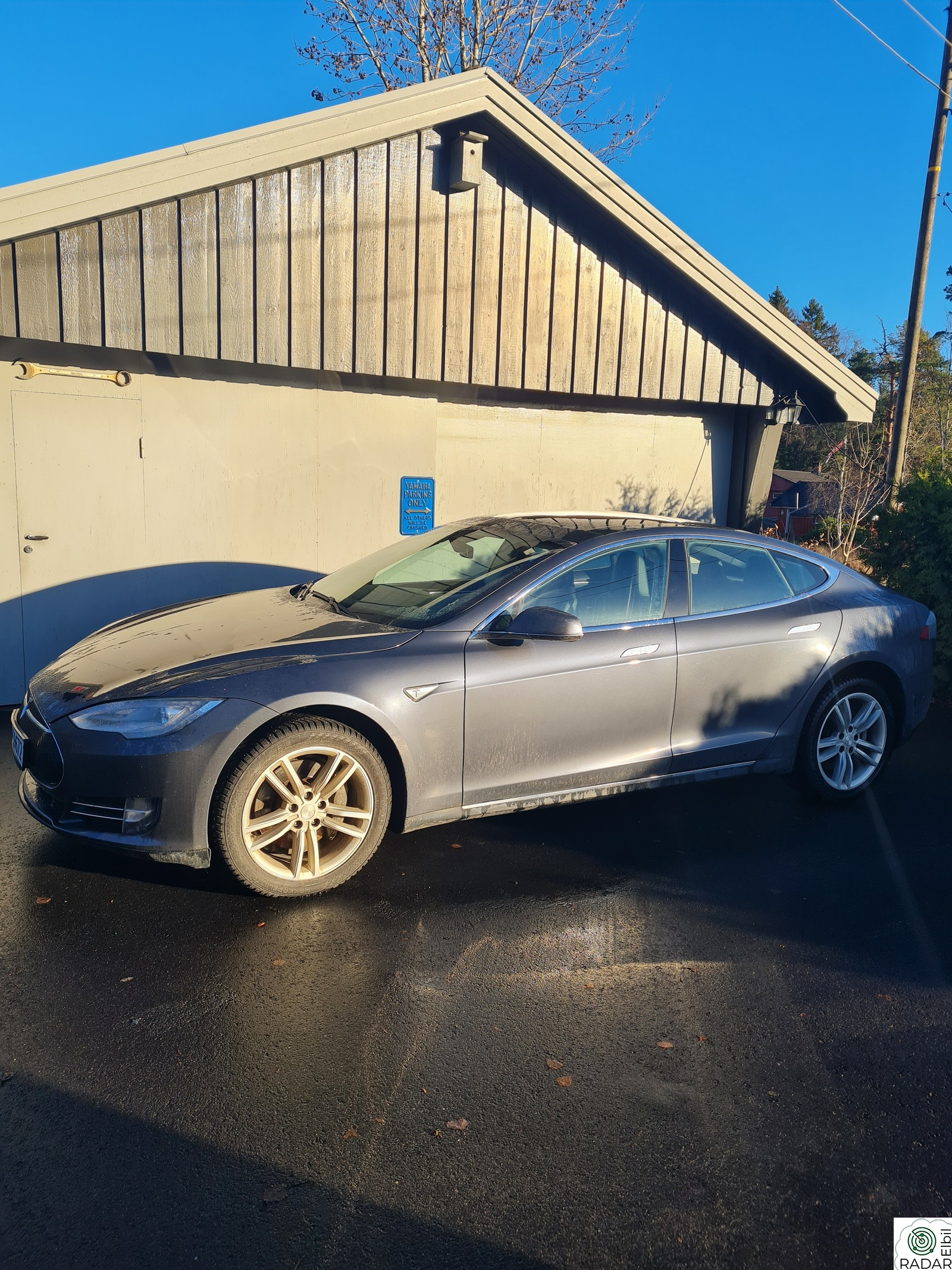 TESLA MOTORS Model S 85P Performance