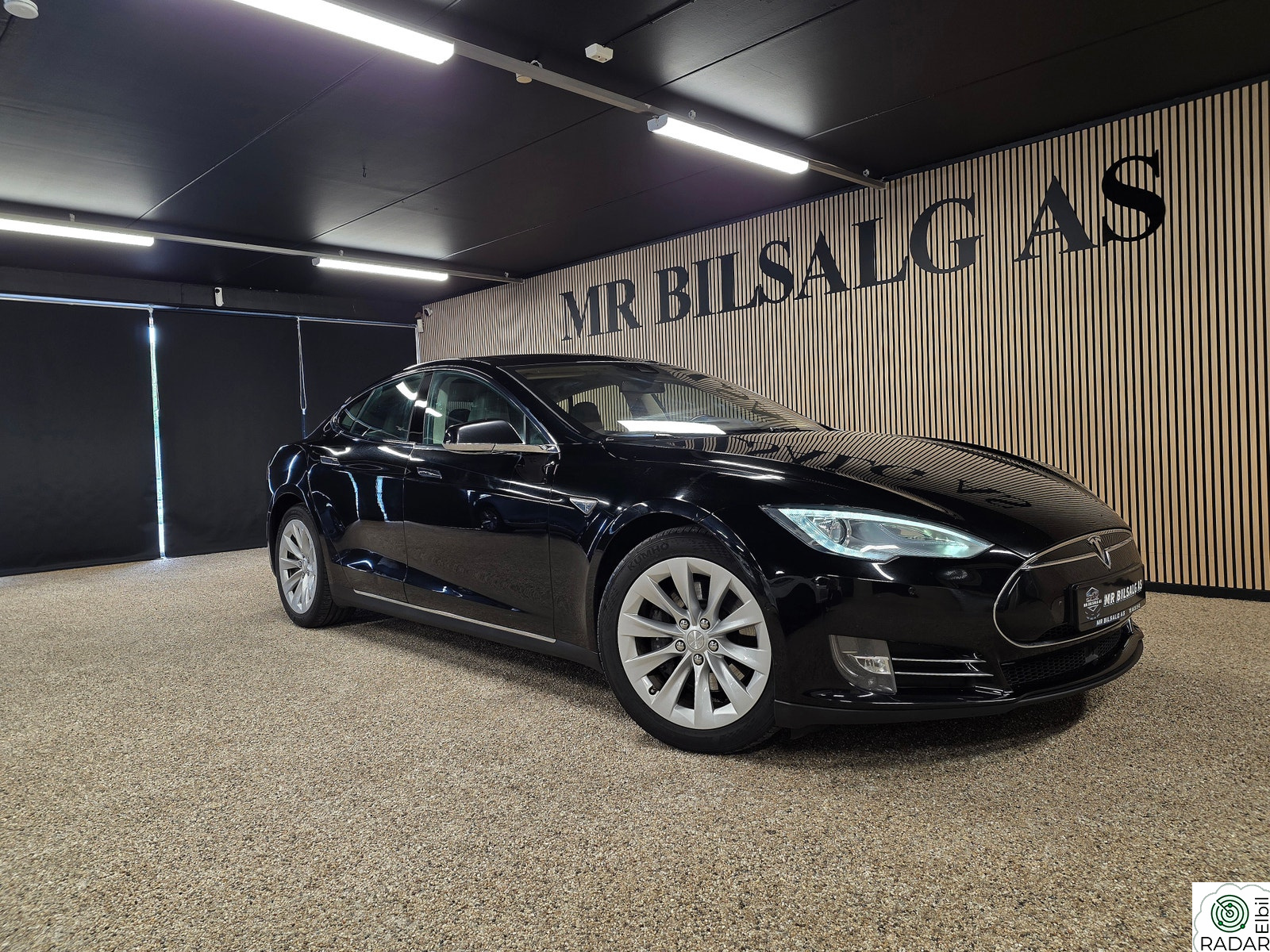 TESLA MOTORS Model S 85D / Gratis Lading SC01 / Autopilot / Premium/