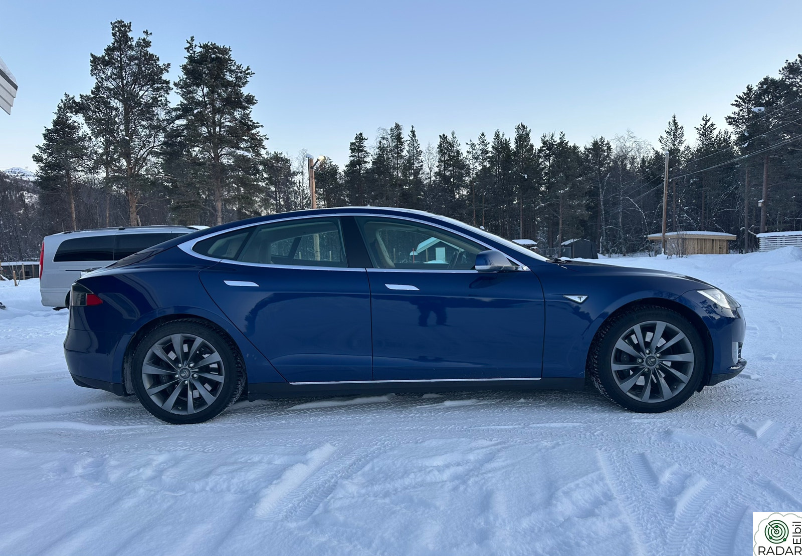 TESLA MOTORS Model S 85D