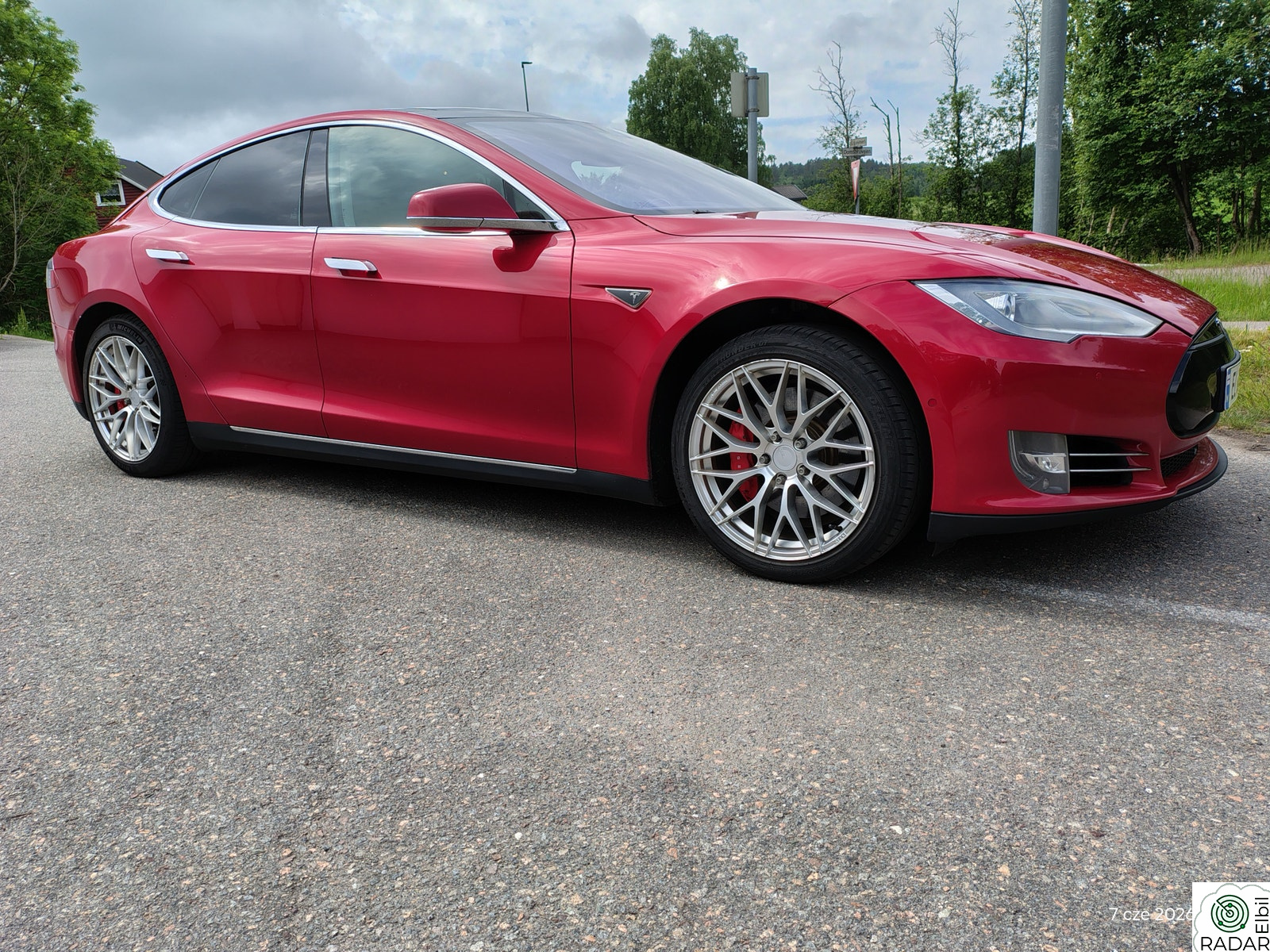 TESLA MOTORS Model S P85D Performance