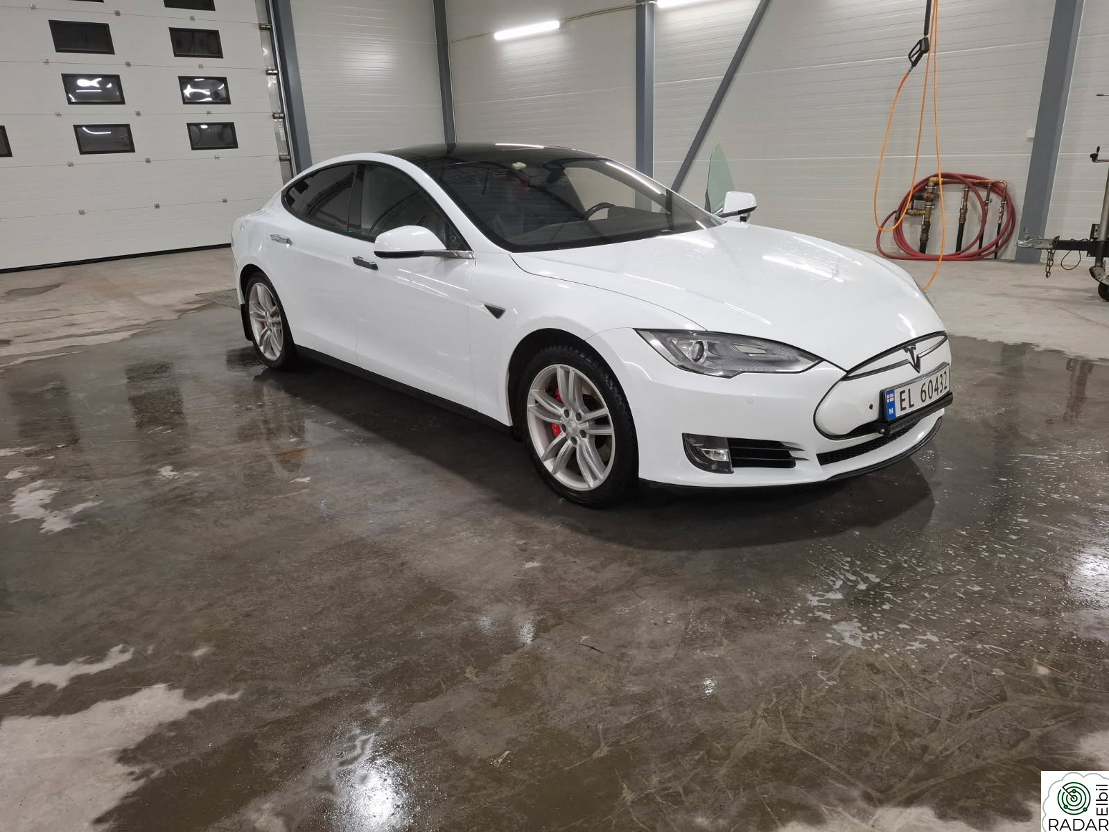 TESLA MOTORS Model S P85D Performance 4WD, GRATISLADING