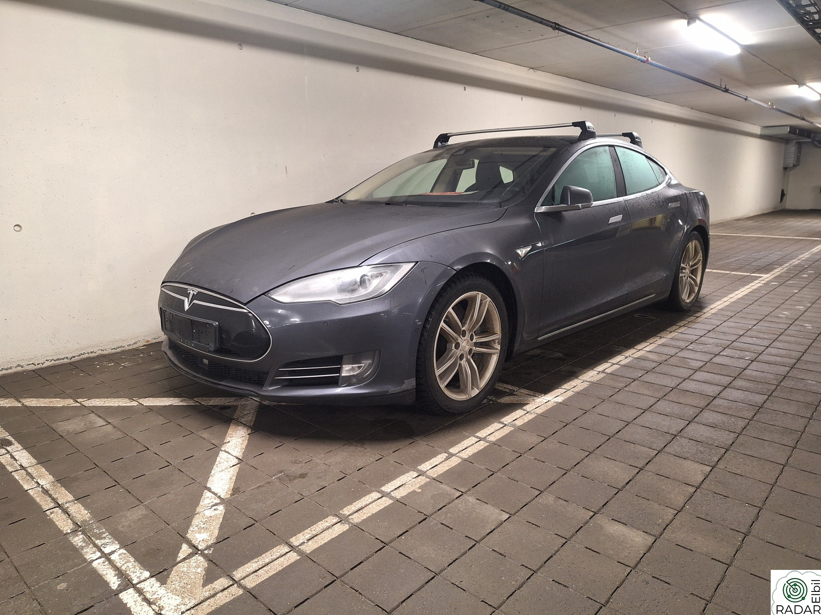 TESLA MOTORS Model S 85P Performance | Gratis lading | Firehjulsdrift