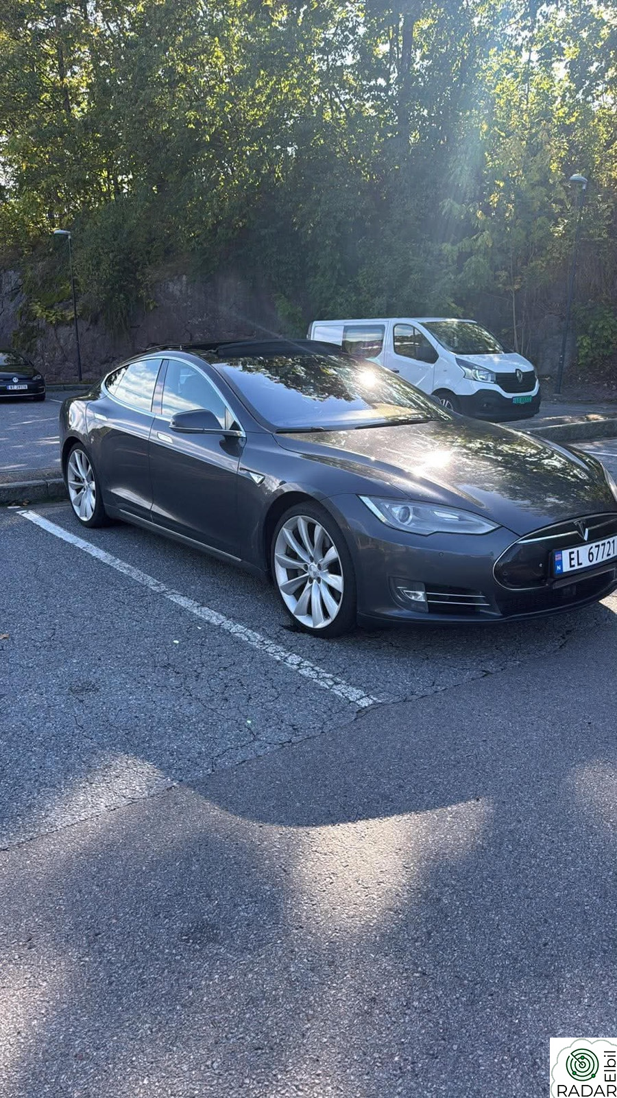 TESLA MOTORS Model S 85D