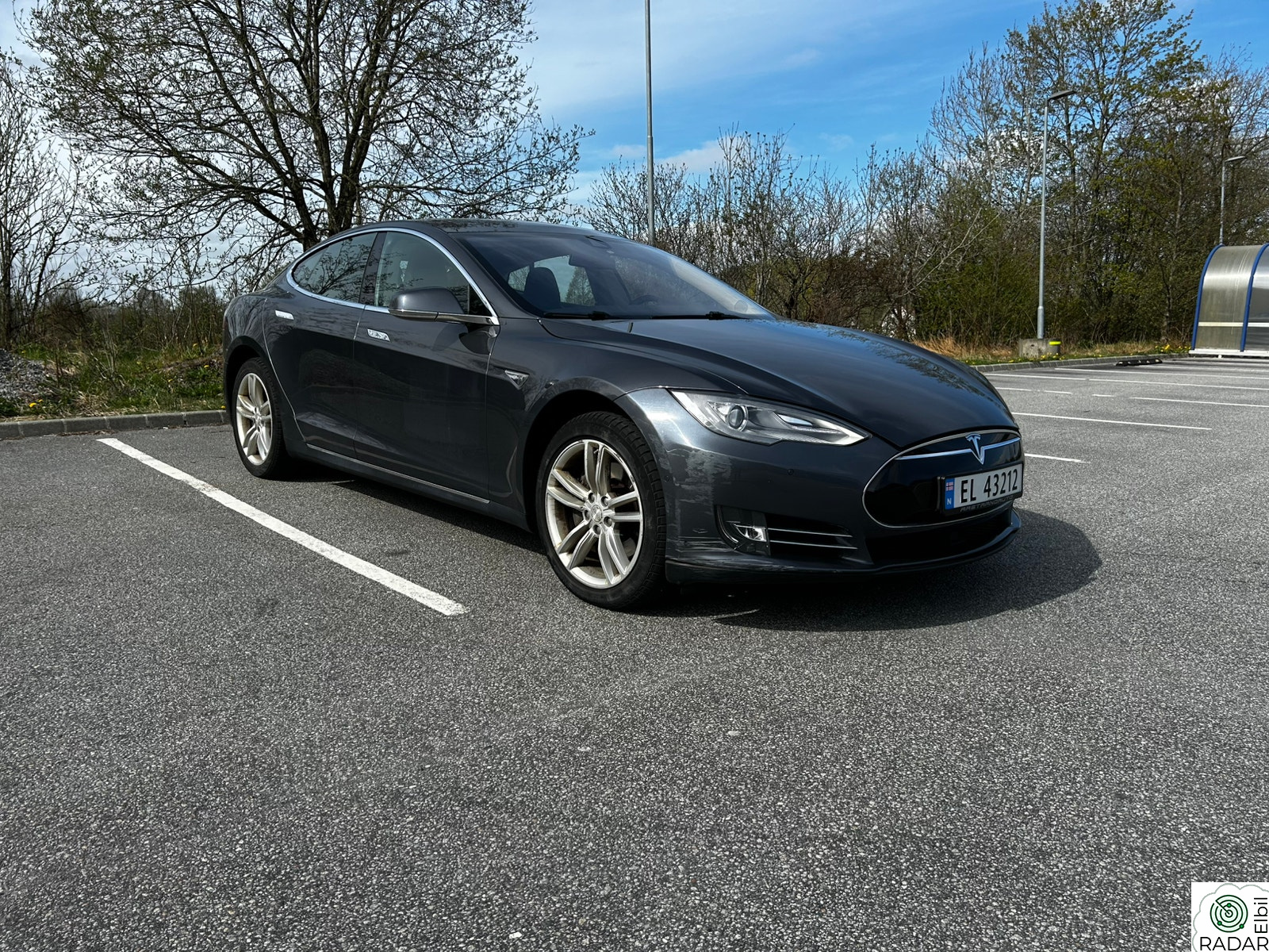TESLA MOTORS Model S 85D