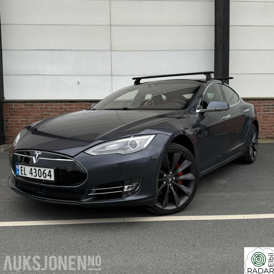 TESLA MOTORS Model S MODEL S P85D // CCS // Rep.objekt // Pano // Skinn // L