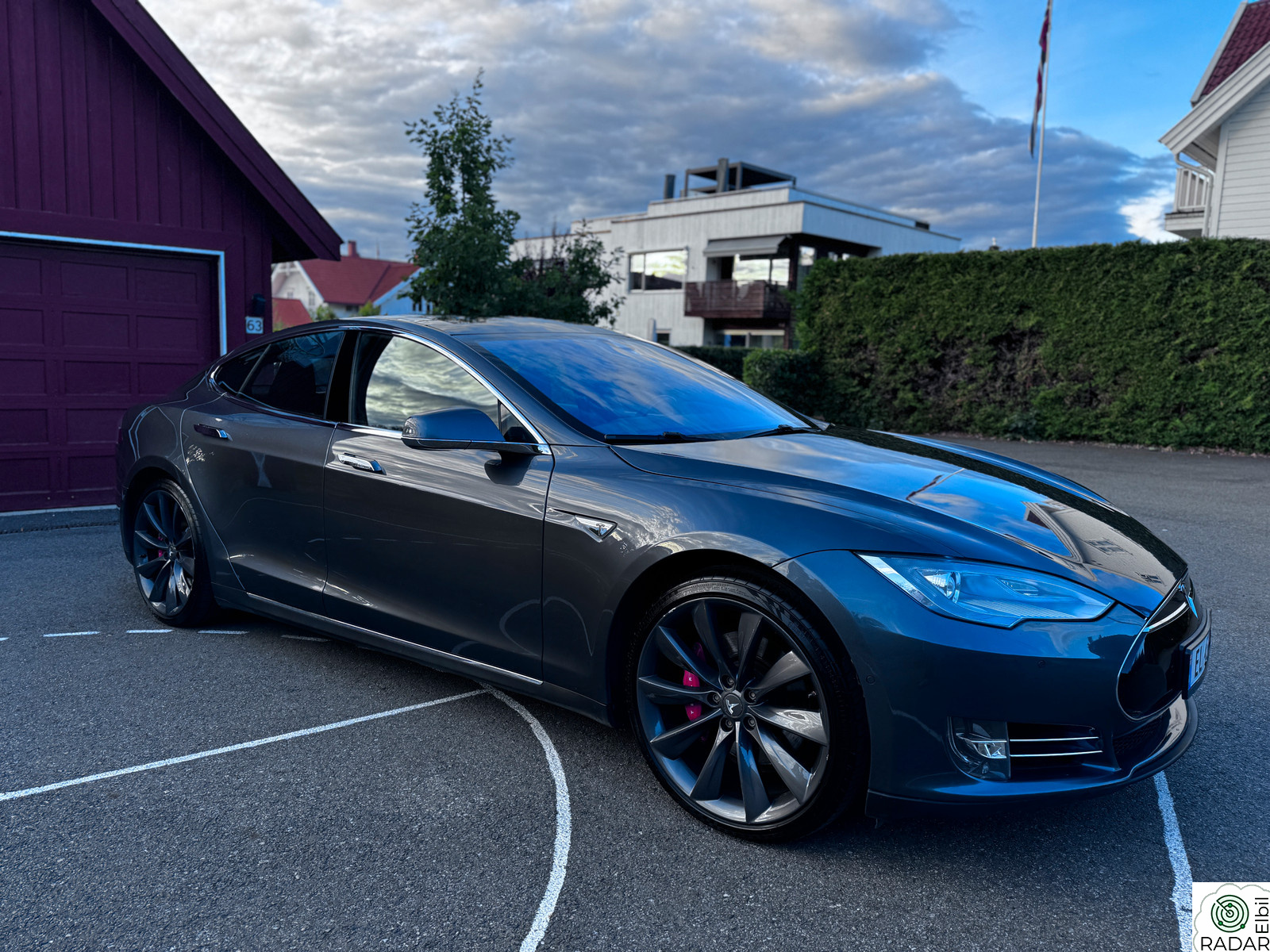 TESLA MOTORS Model S P85D Performance