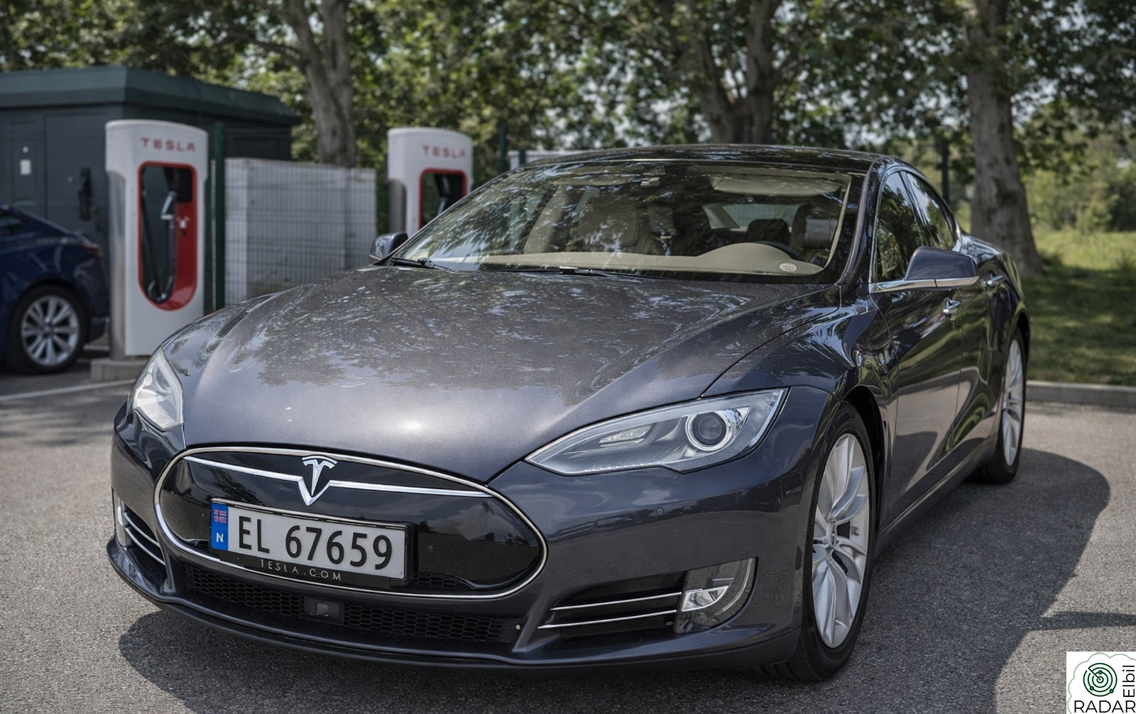 TESLA MOTORS Model S 85D
