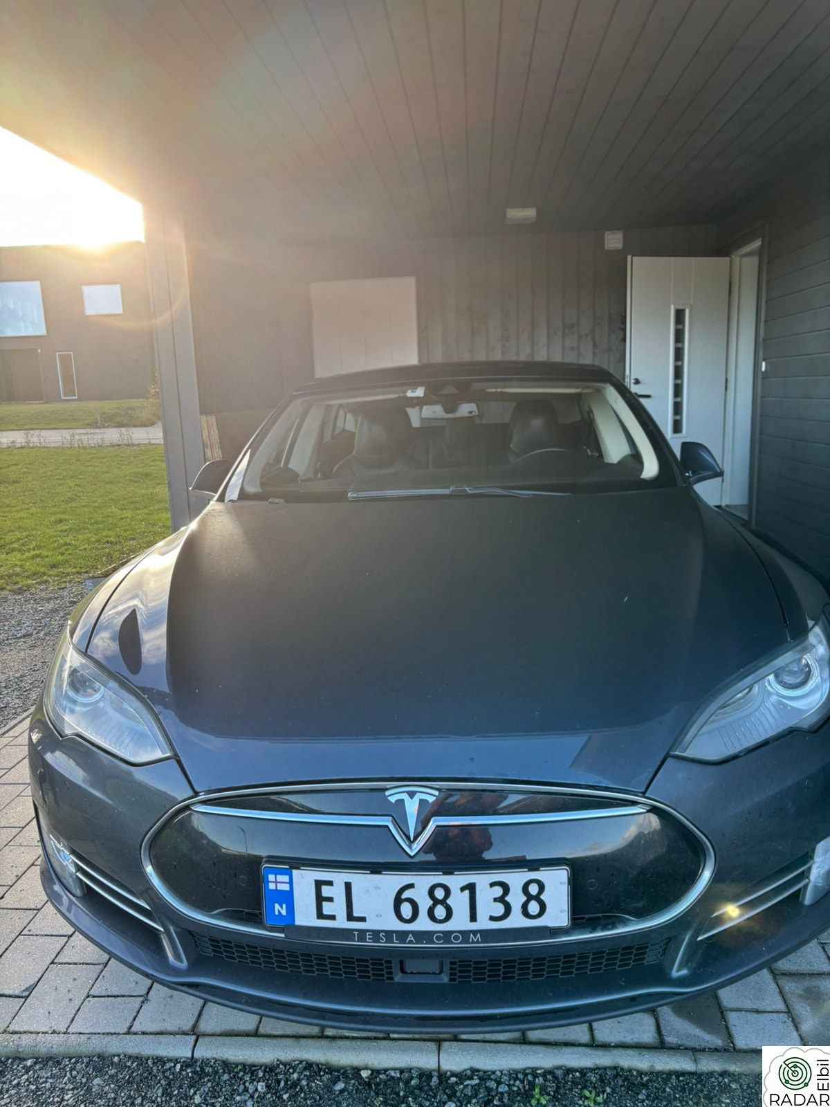TESLA MOTORS Model S 85D