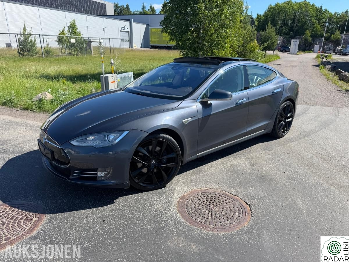 TESLA MOTORS Model S S85D,PANORAMA,EU-OK 10-2027,21