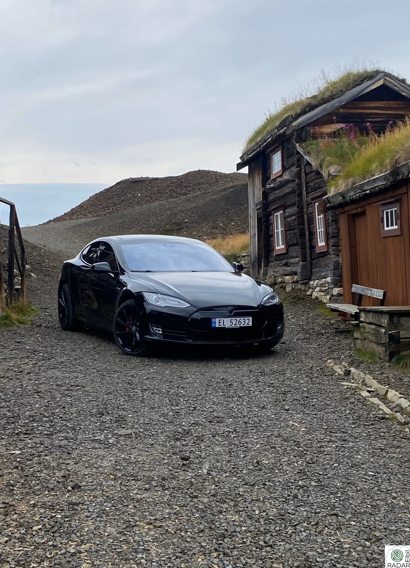 TESLA MOTORS Model S P85D Performance