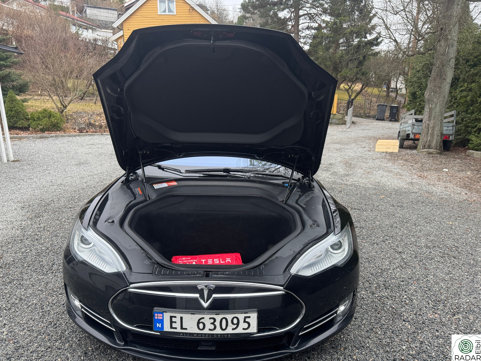 TESLA MOTORS Model S 85D
