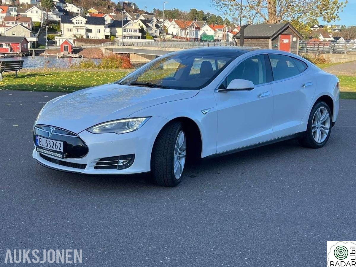 TESLA MOTORS Model S AWD Ryggekamera, Panorama soltak, EU ok til 02.2027