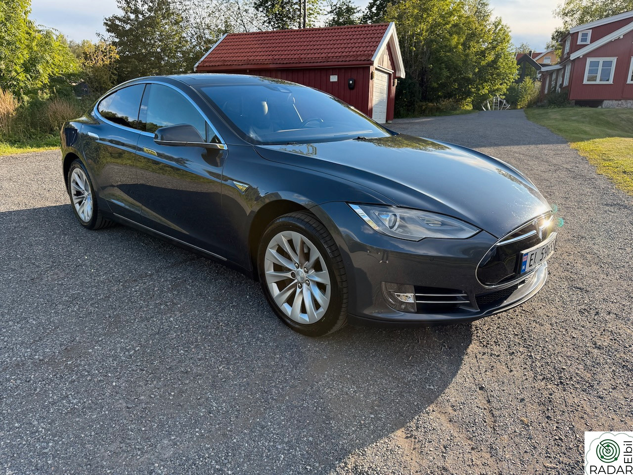 TESLA MOTORS Model S 85D