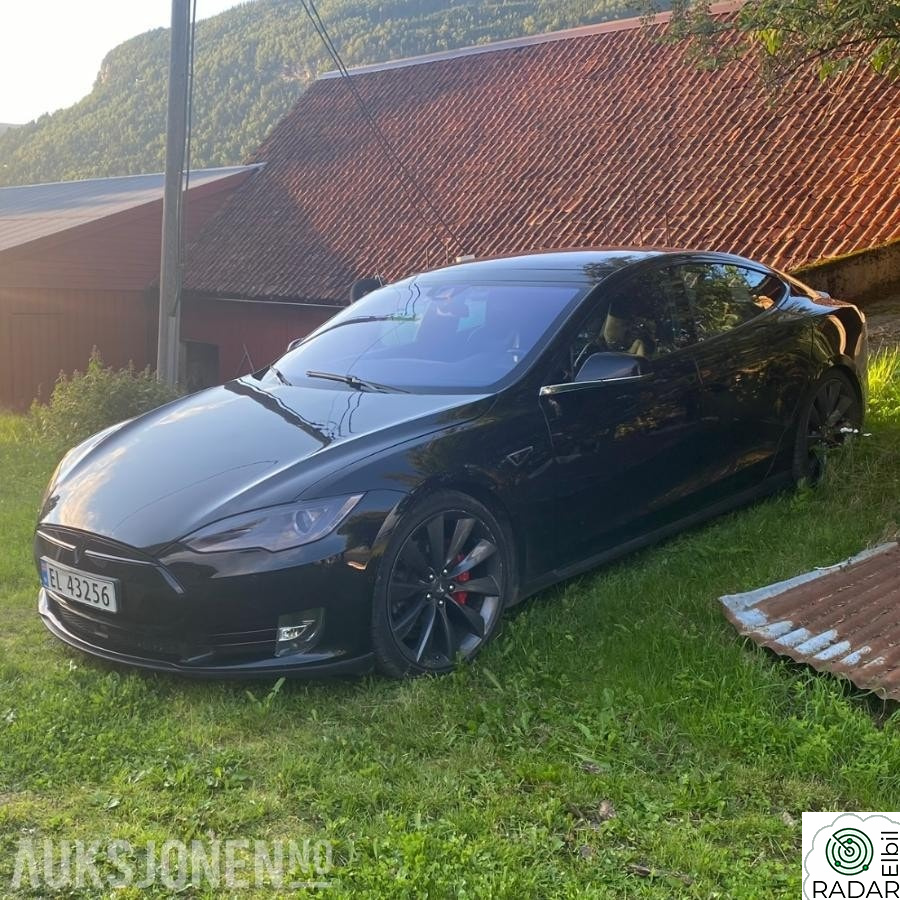 TESLA MOTORS Model S P85D 4x4 Free Supercharge Luftfjæring