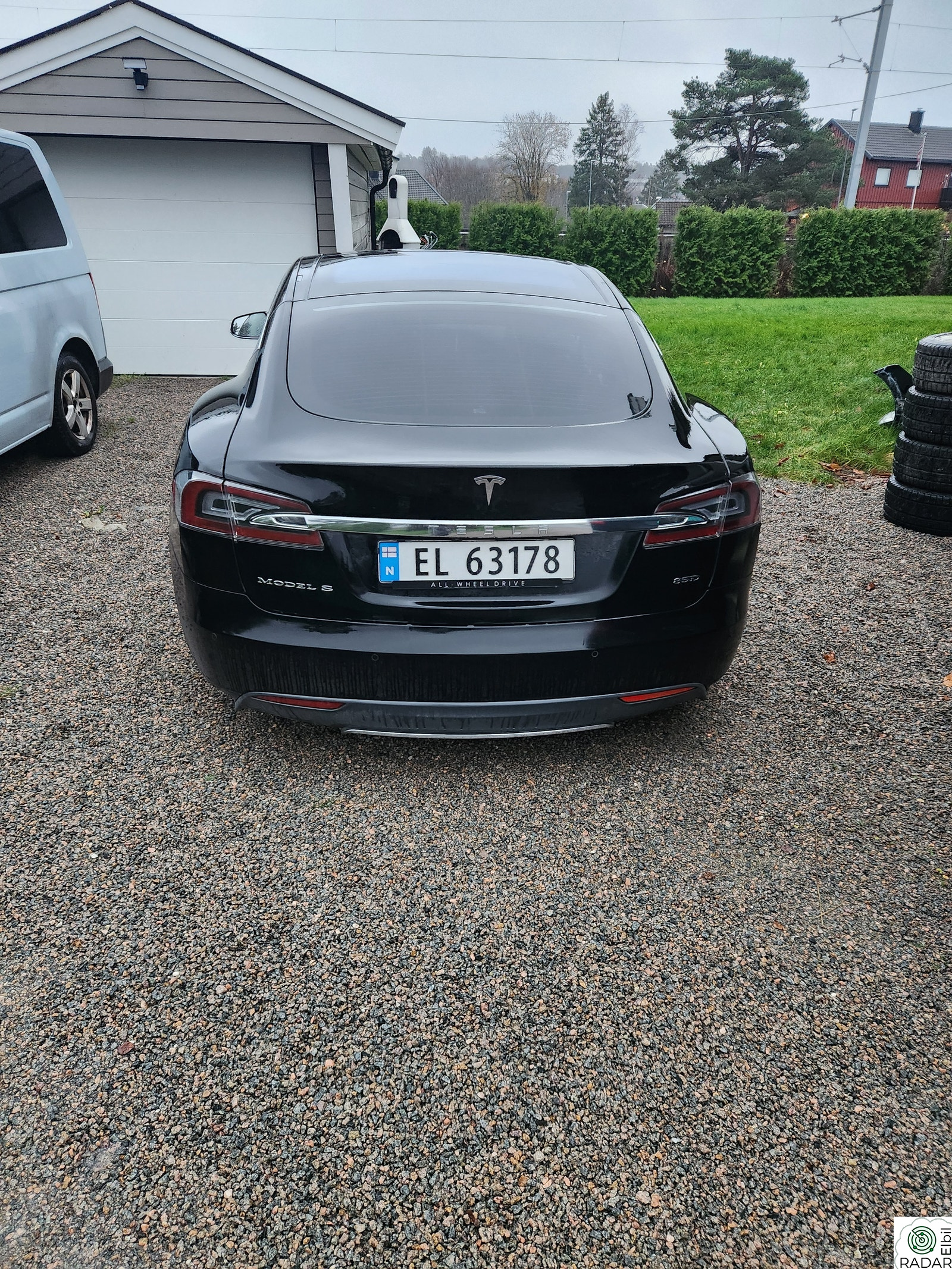 TESLA MOTORS Model S 85D