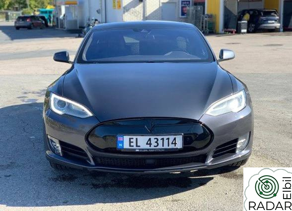 TESLA MOTORS Model S P85D Performance