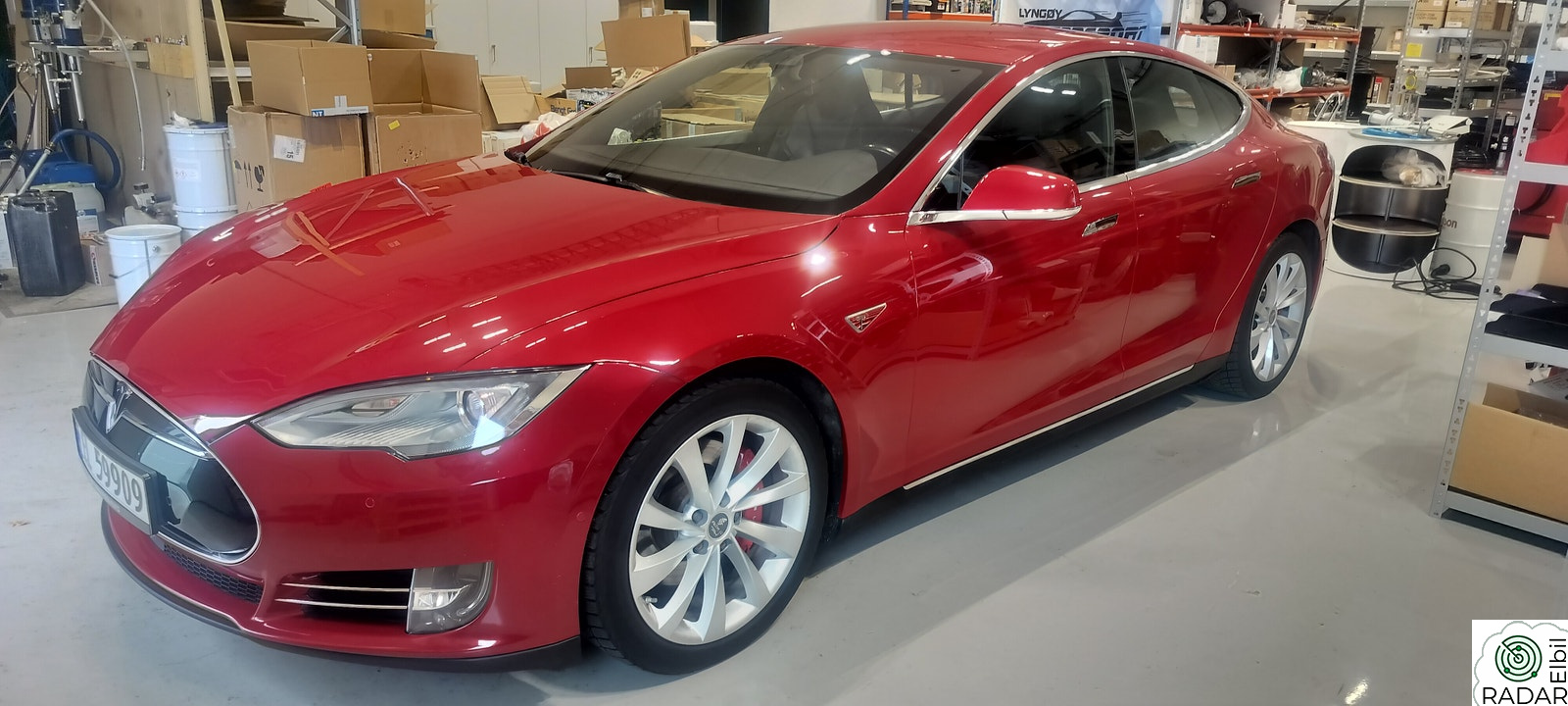 TESLA MOTORS Model S P85D Performance +Insane 738hp batteri Garanti 21.mnd