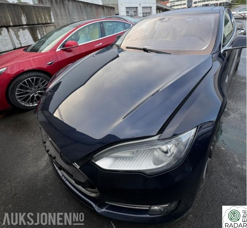 TESLA MOTORS Model S P85D Performance INSANE+ 4G GRATIS TESLA LADING 169.361