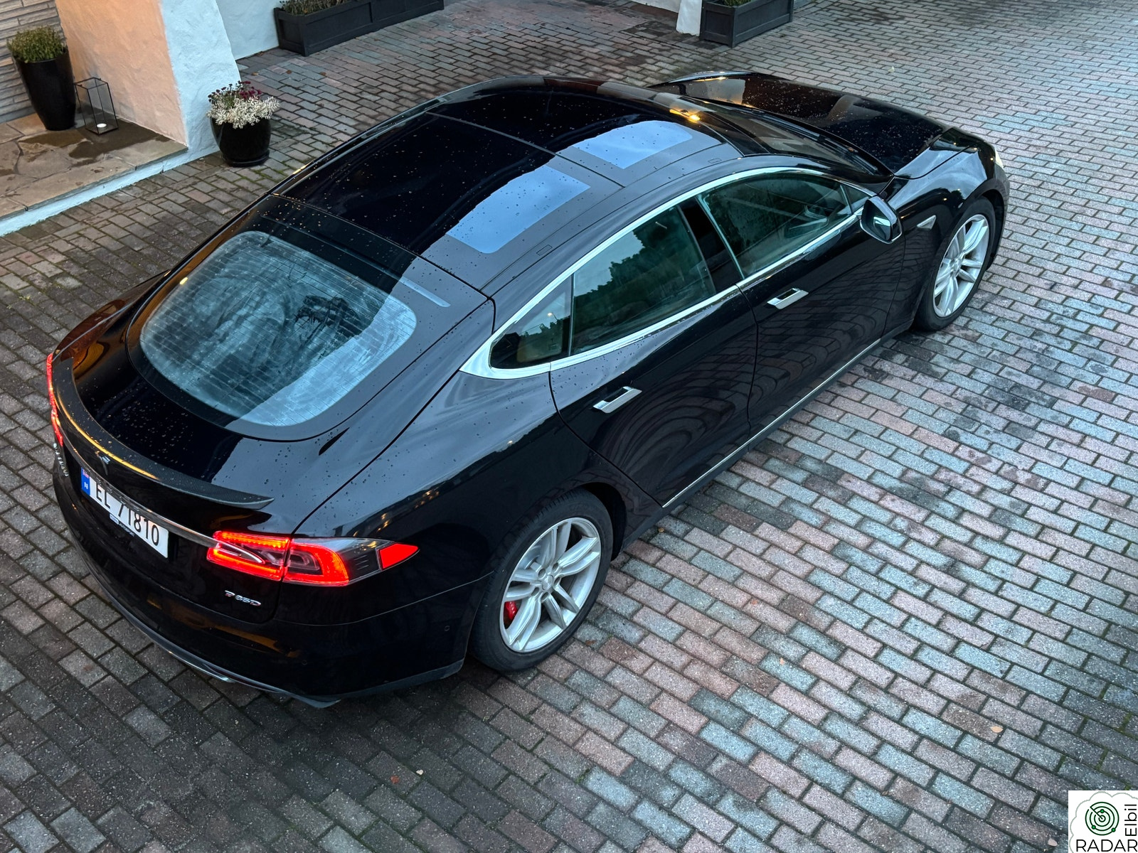 TESLA MOTORS Model S 700 HK,PÅKOST 92000,-NÅ PÅ BATTERI, GRATIS LADING