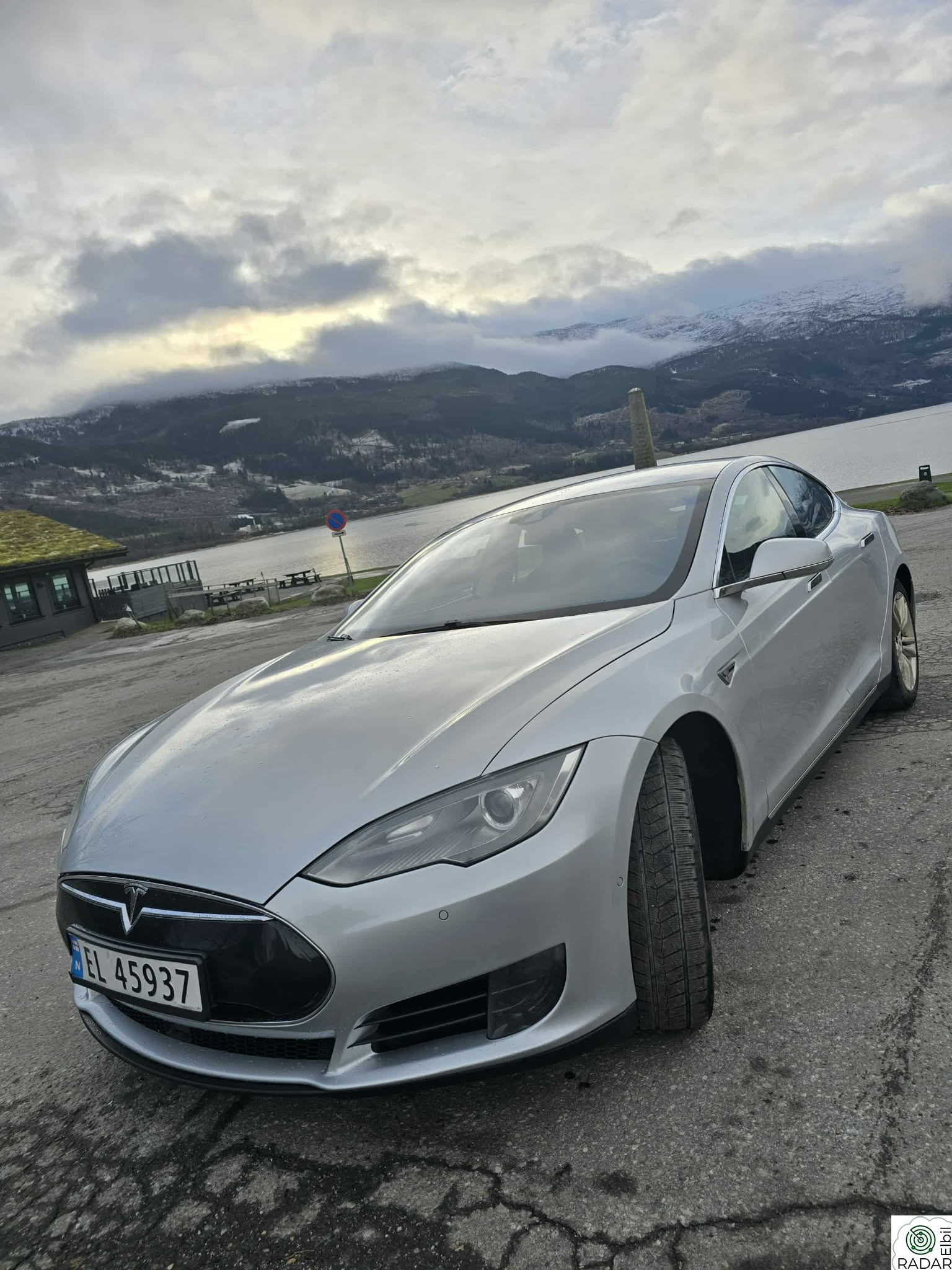 TESLA MOTORS Model S 70D