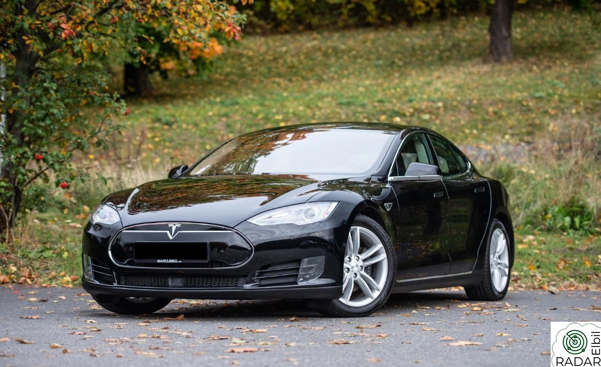 TESLA MOTORS Model S 70D- gratis lading