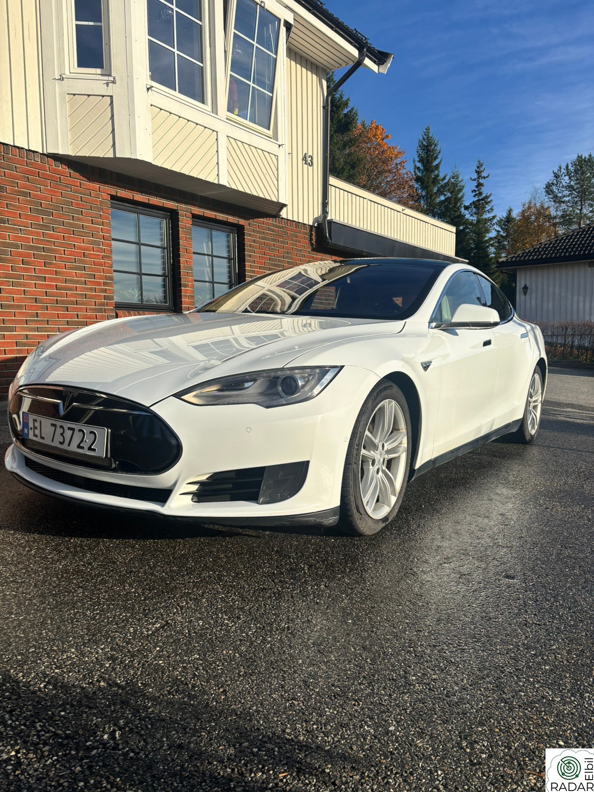 TESLA MOTORS Model S 70D Gratis lading, UTEN luftfjæring