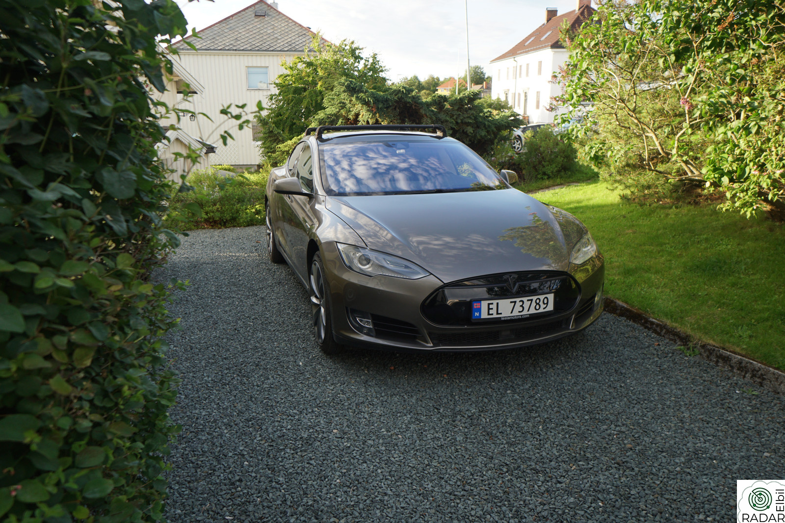 TESLA MOTORS Model S P90D