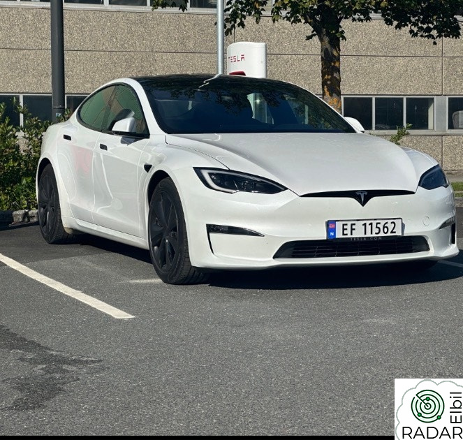 TESLA Model S Plaid