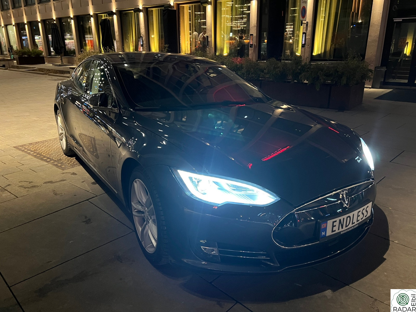 TESLA MOTORS Model S Ultra HiFi lyd, Gratis Lading