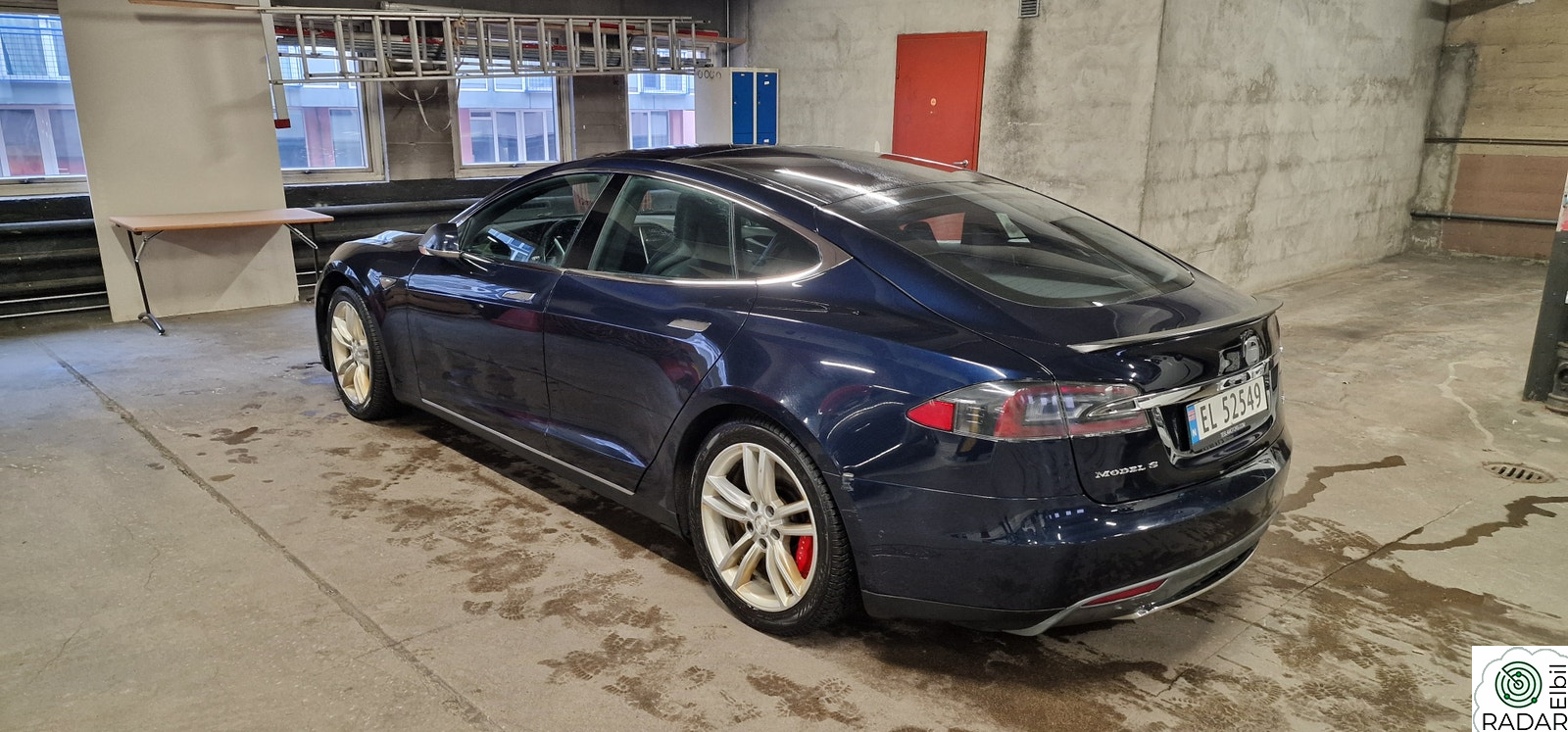 TESLA MOTORS Model S Performanse P85D
