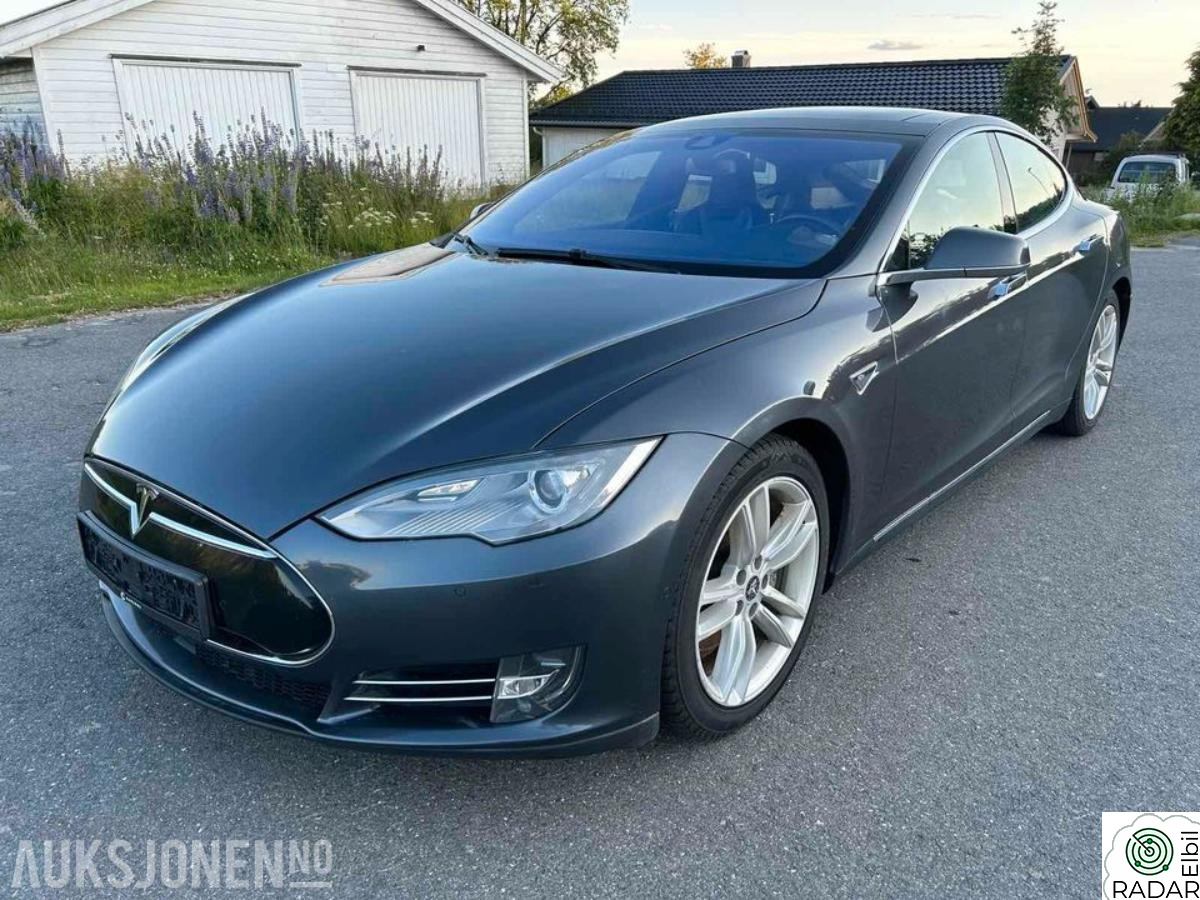TESLA MOTORS Model S S70D ikke gratis superlading
