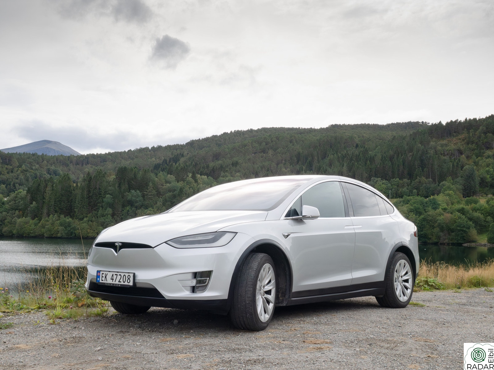TESLA MOTORS Model X 75D 4WD 6-s