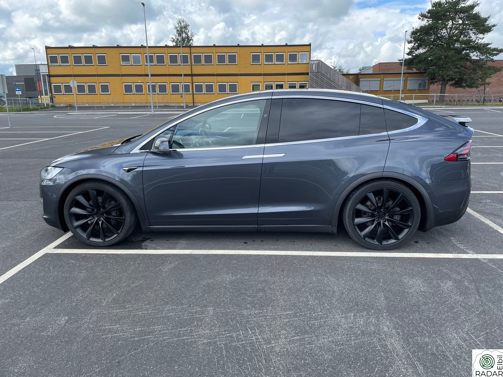 TESLA Model X 75D 4WD 6-s