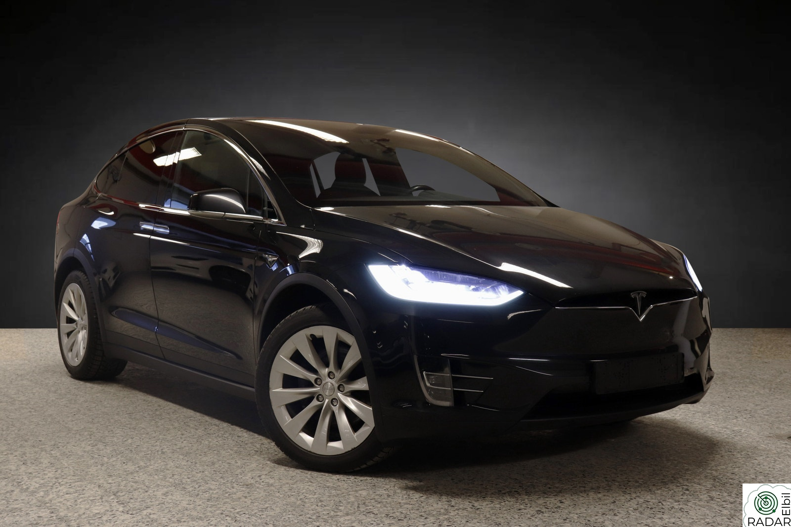 TESLA Model X 75D 4WD - 1 EIER - CCS - VINTERPAKKE