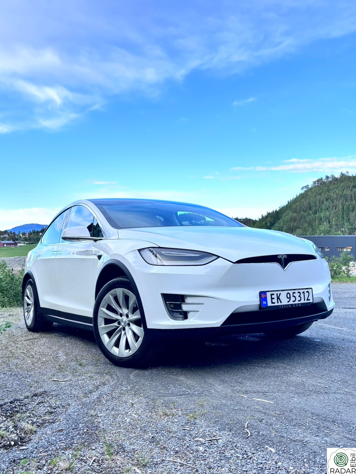 TESLA Model X 75D AWD 7-s/ Premium/ CCS/