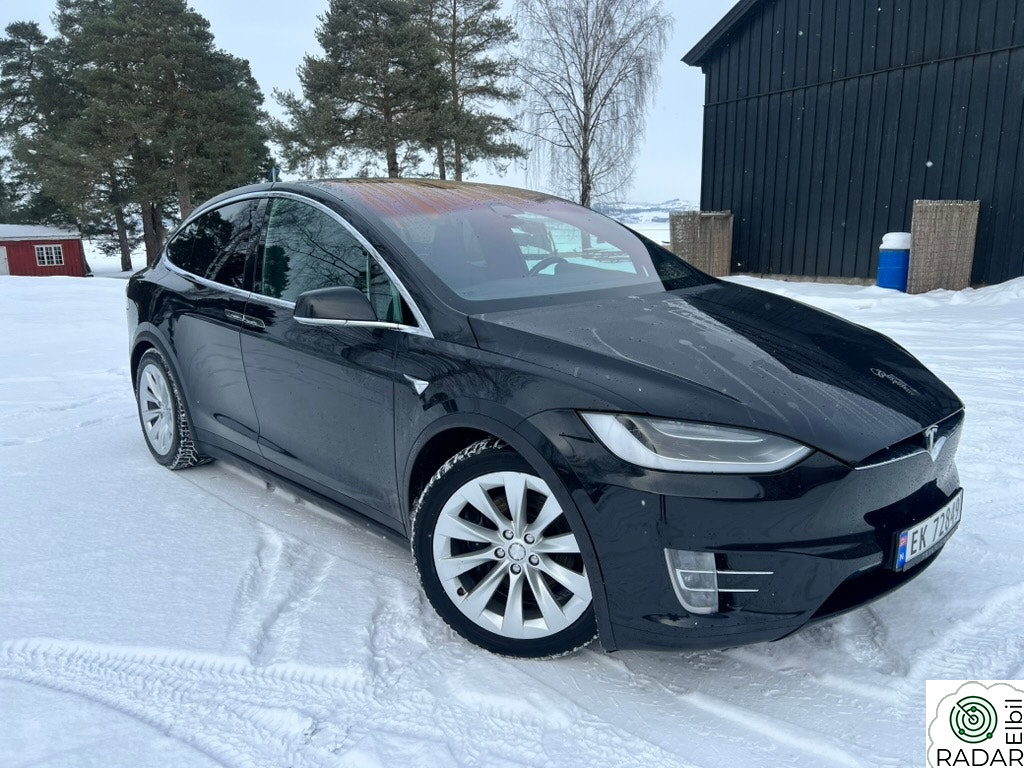 TESLA Model X 75D 4WD 7-s