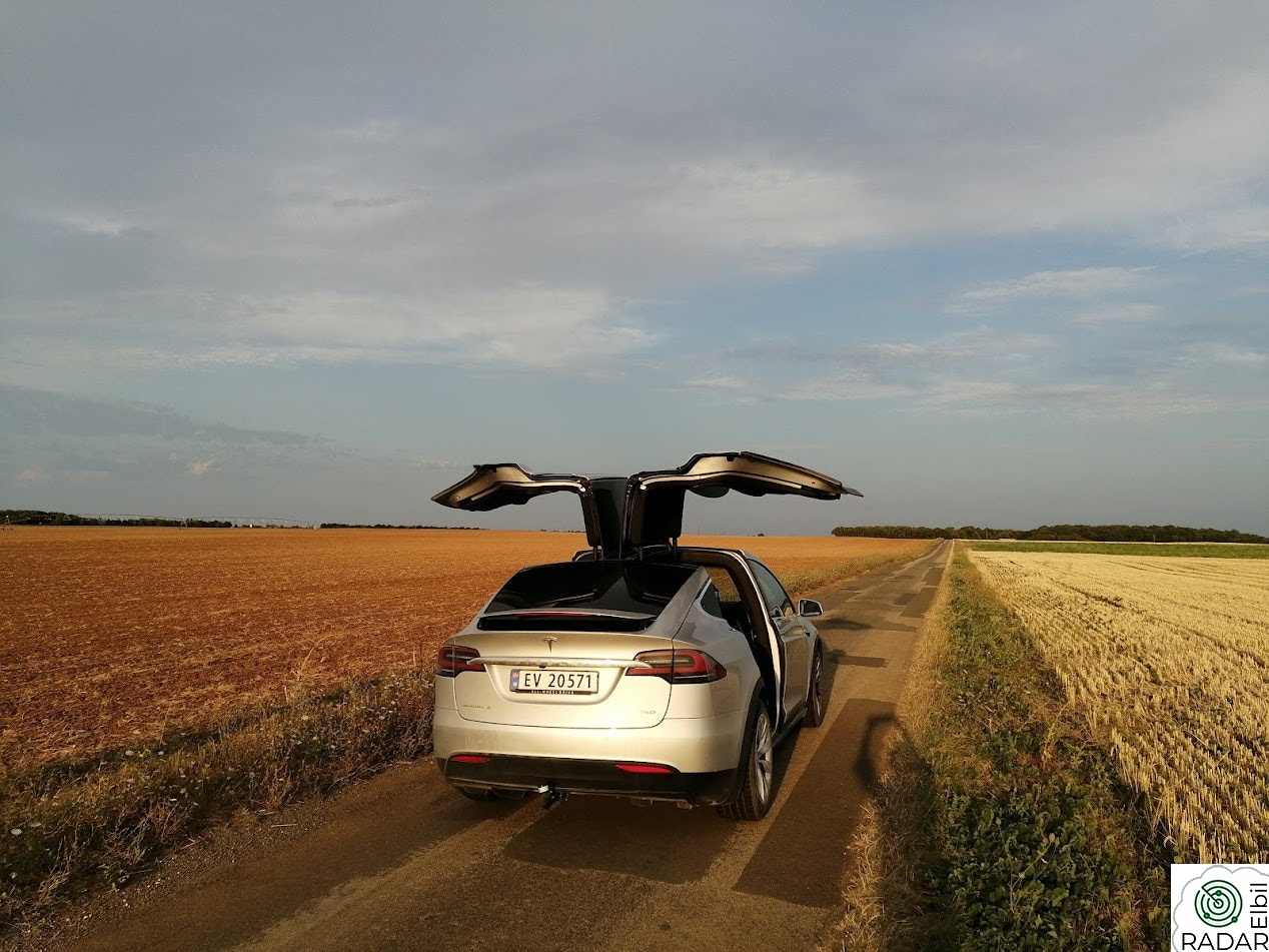 TESLA Model X 75D 4WD 7-s  Nylig EU & Utvidet garanti til Sep 2026