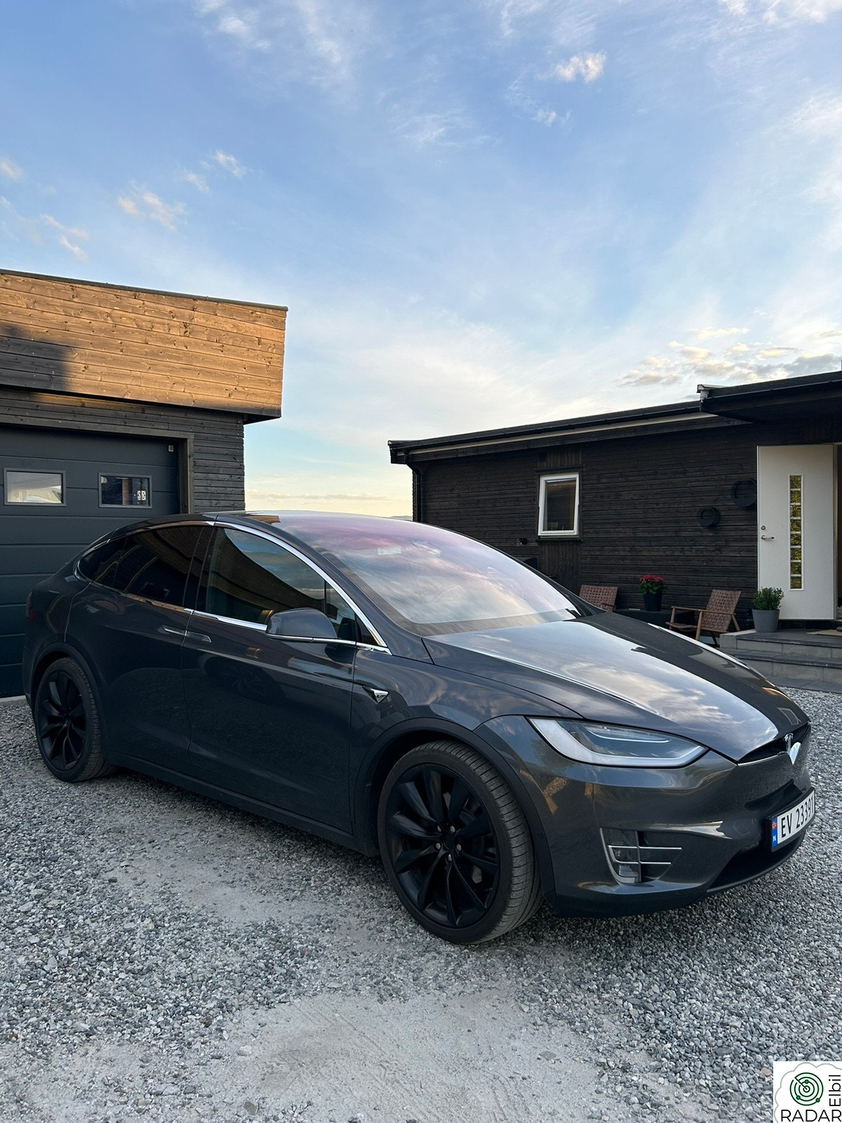 TESLA Model X 75D 4WD 7-s