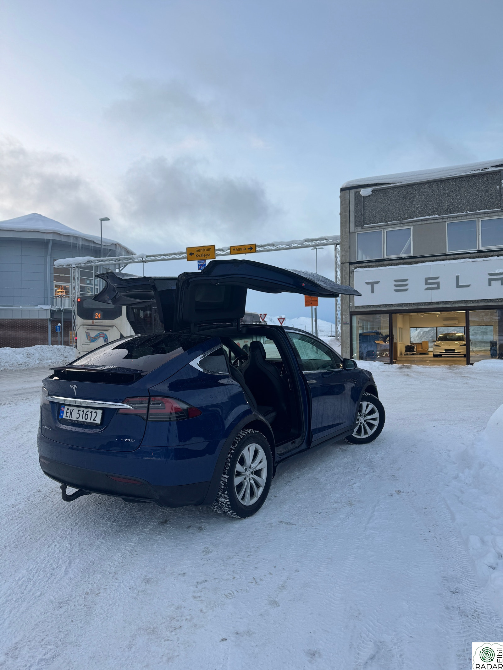 TESLA MOTORS Model X 75D 4WD 6-s