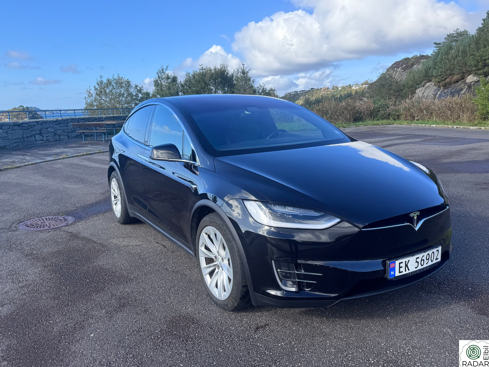 TESLA Model X 75D 4WD 6-s, CCS
