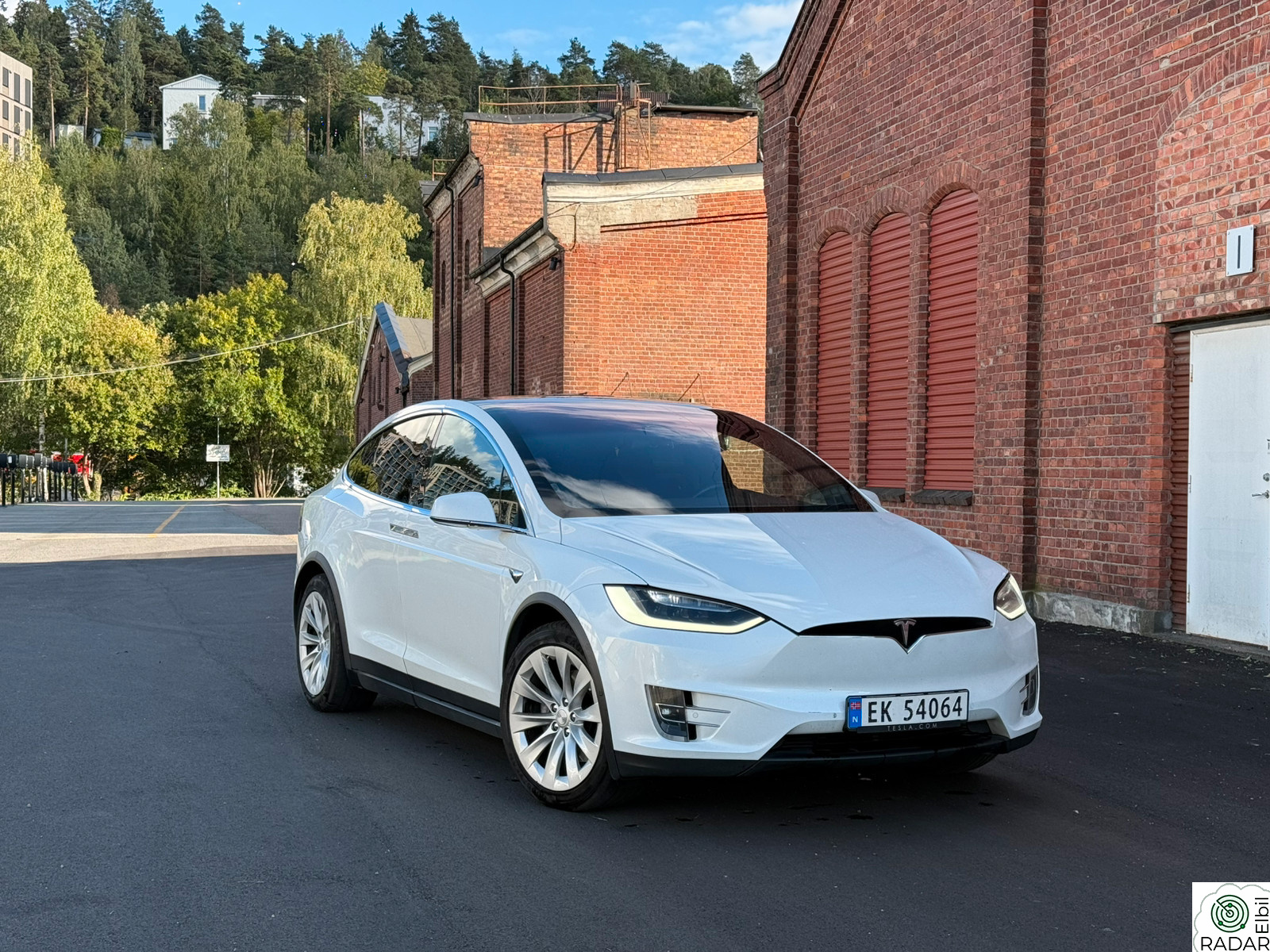 TESLA Model X 75D 4WD - 7 Seter - CCS