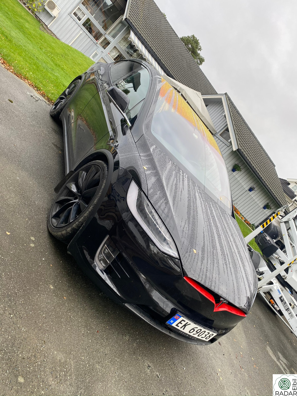 TESLA Model X 75D 4WD 6-s