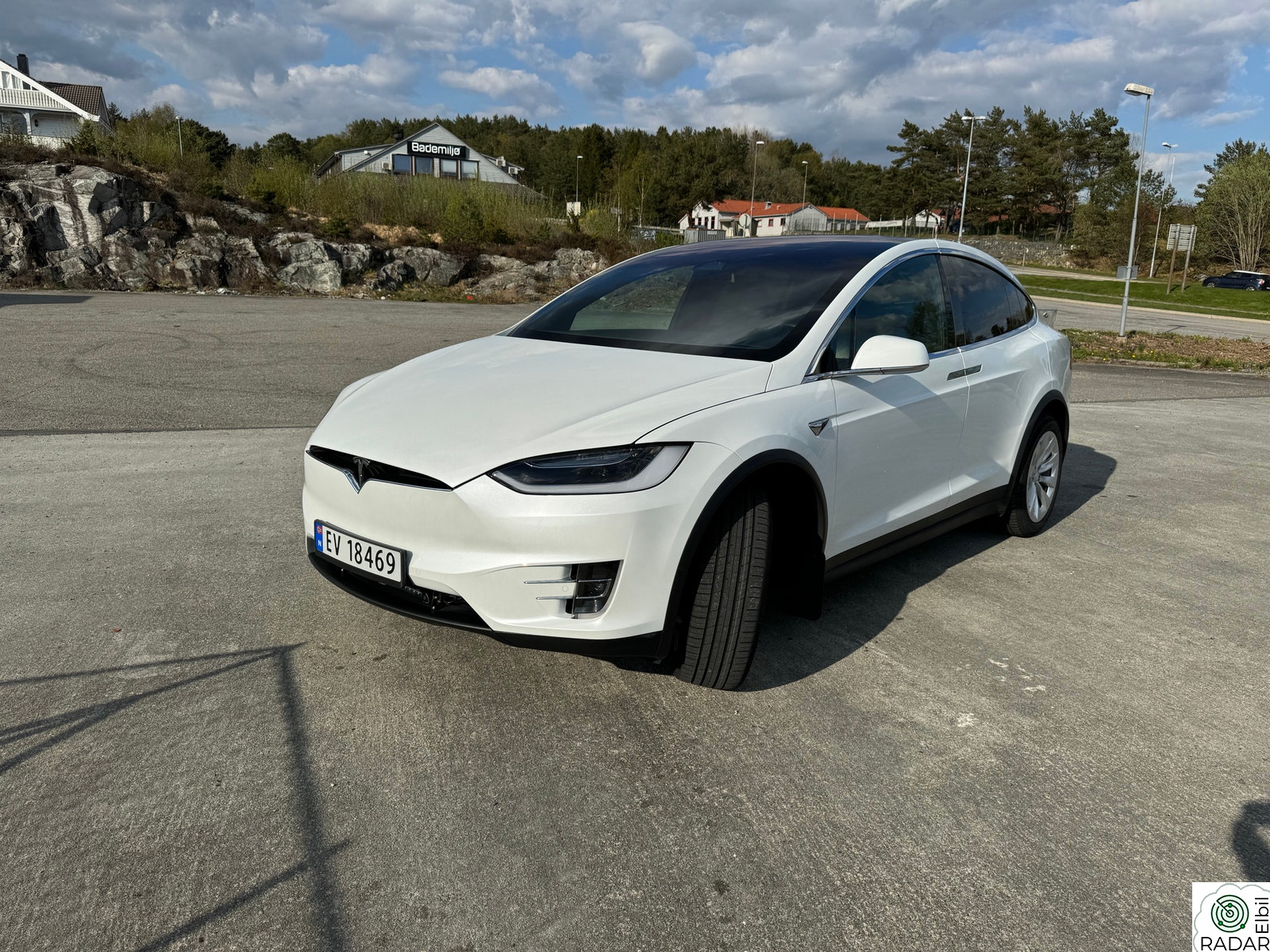 TESLA Model X 75D 4WD 5-s